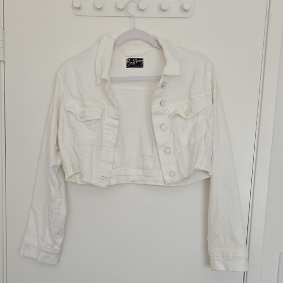BuffBunny Off-White Cropped Jean Jacket - Picture 1 of 7